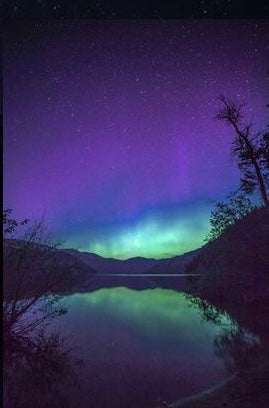 Aurora In Starry Night 星夜下的北極光🌌🎆💫