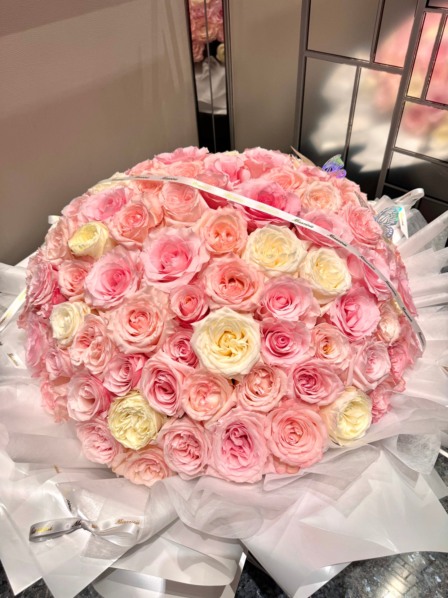 99 Pink Ecuadorian Roses