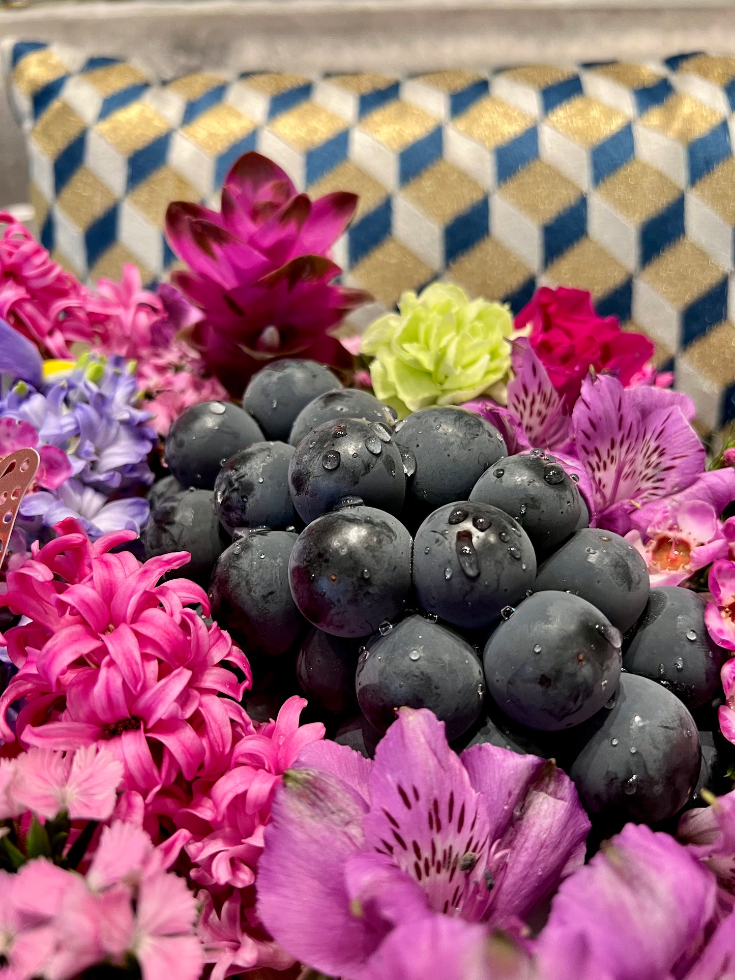 Premium Purple Flowers & Fruit Box 高級生果禮盒