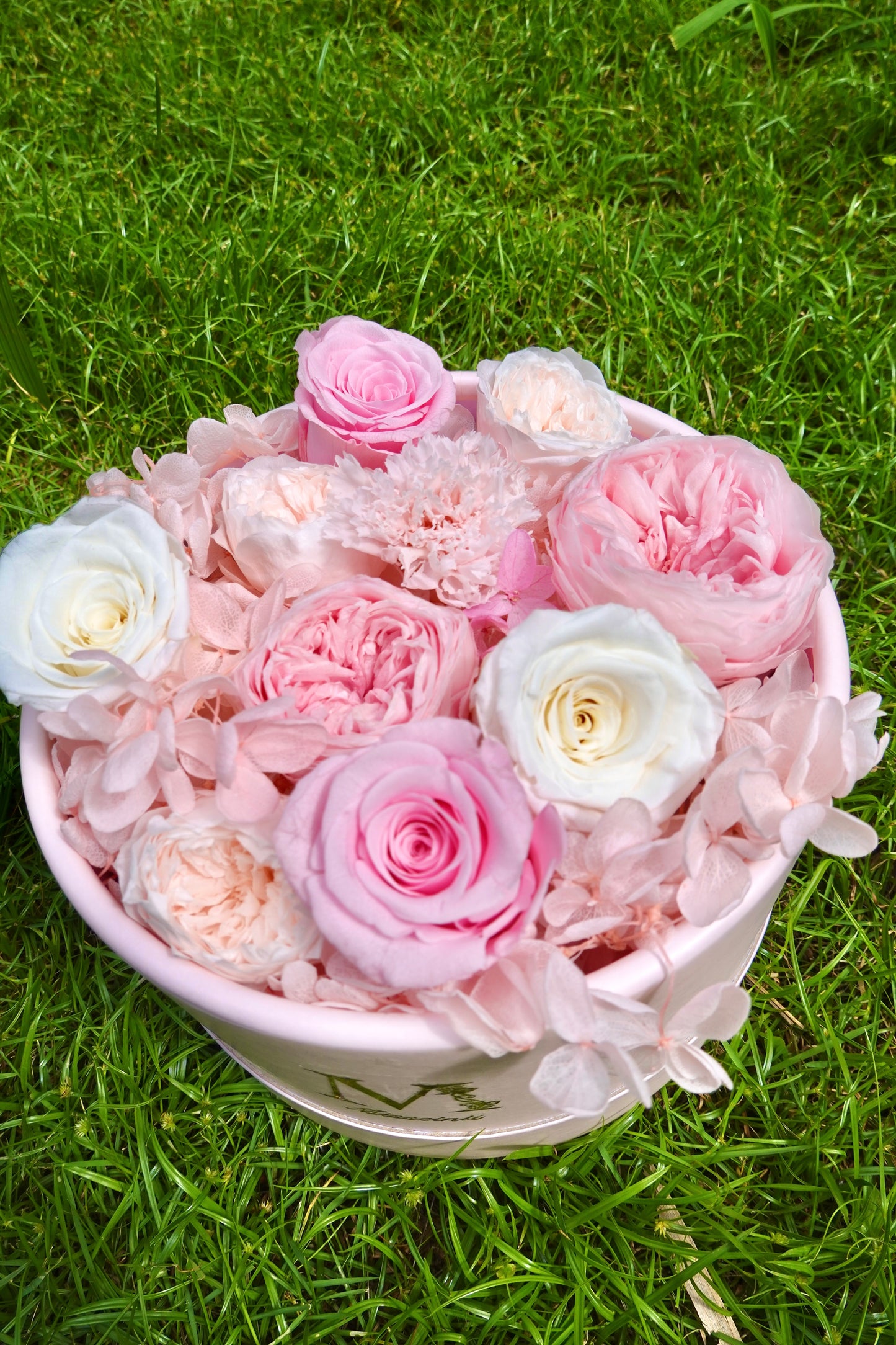 永生玫瑰氣球花盒 - 粉紅色